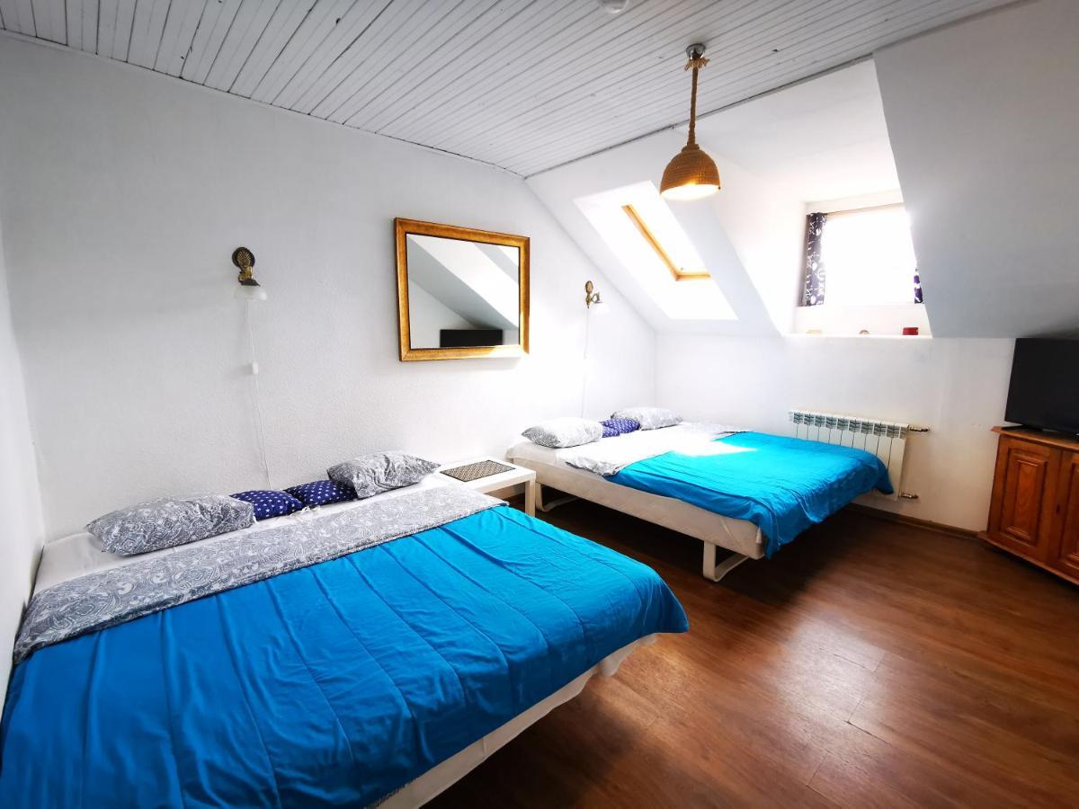 Meridian Apartment ไคลเพดา ภายนอก รูปภาพ