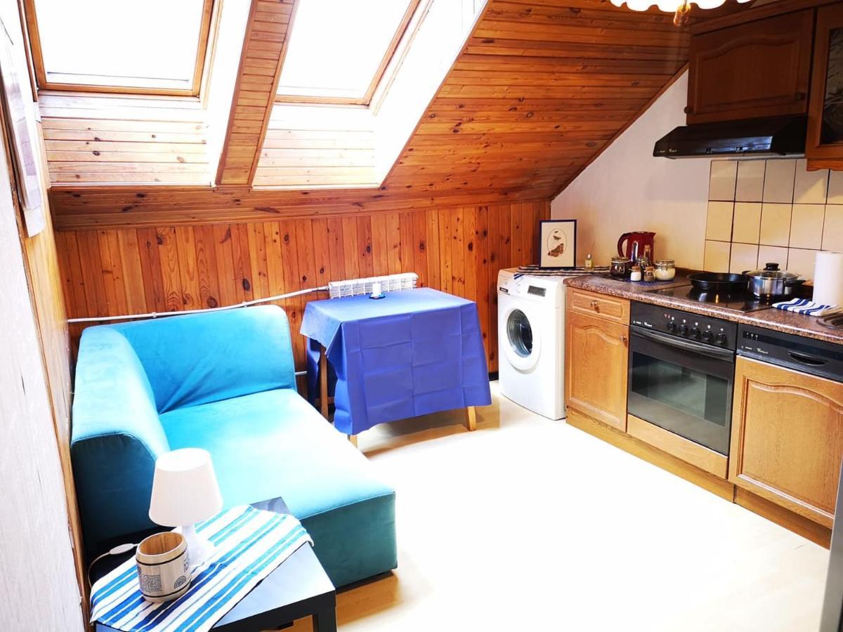 Meridian Apartment ไคลเพดา ภายนอก รูปภาพ